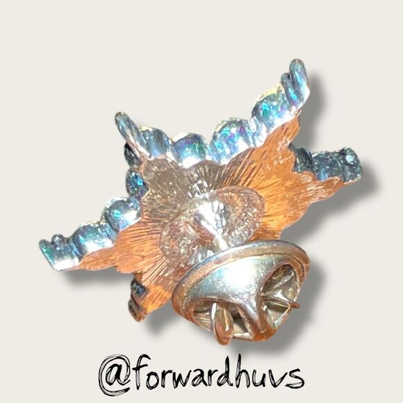 Vintage Sparkling Rhinestone Starburst Pin – Iridescent Center Stone - Picture 5 of 8